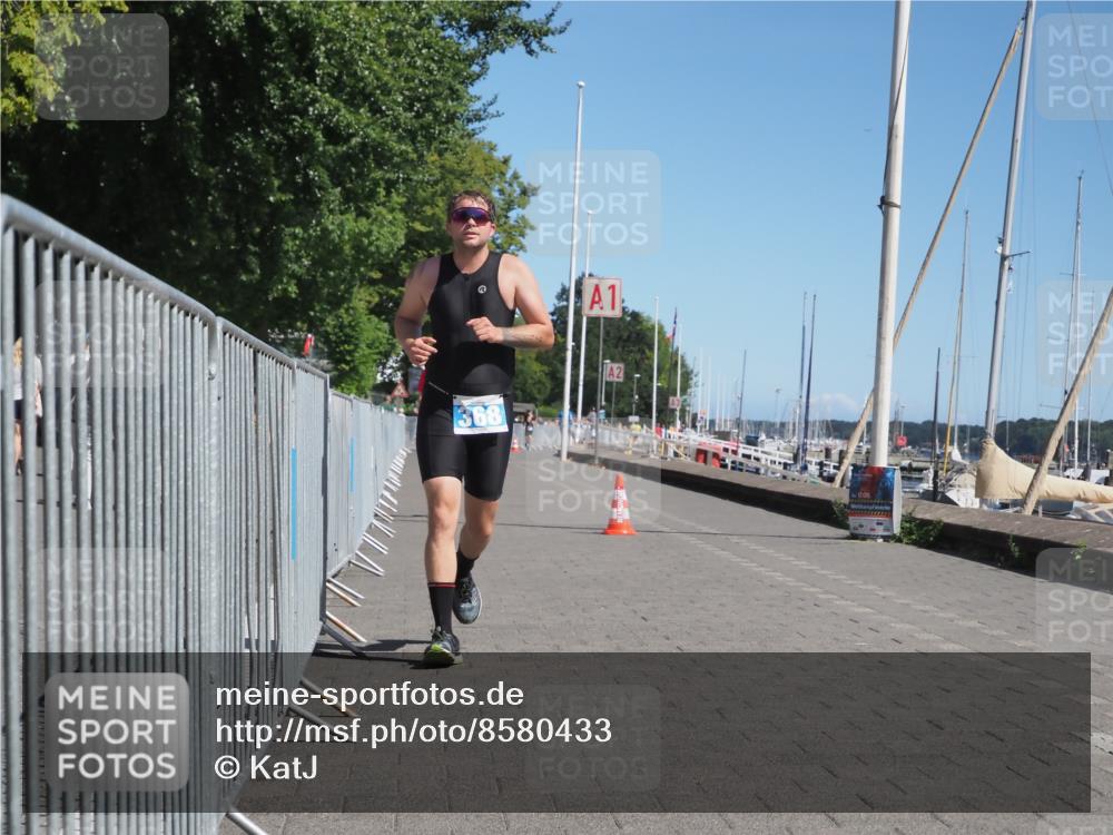 17.08.2025 - KN Förde Triathlon 2025 KatJ http://msf.ph/oto/8580433 17.08.2025 12:18:04 Laufen 368, 382, 621 meine-sportfotos.de