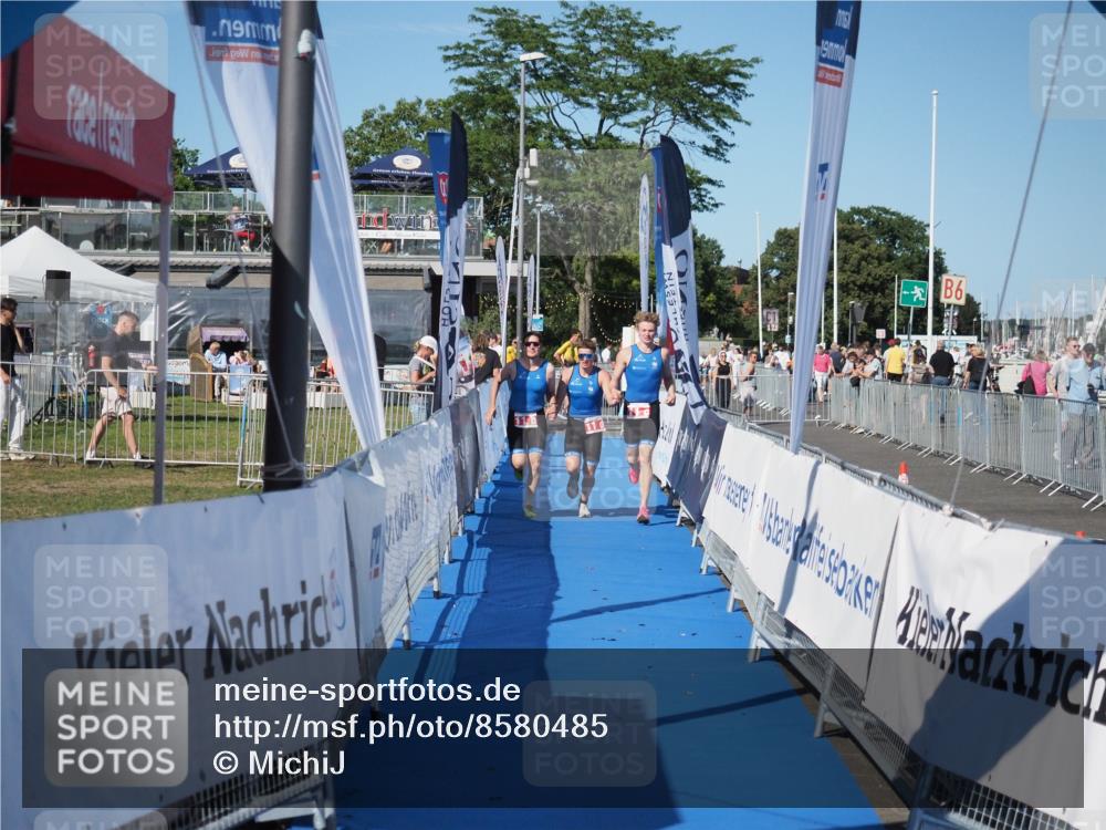 17.08.2025 - KN Förde Triathlon 2025 MichiJ http://msf.ph/oto/8580485 17.08.2025 16:23:39 Laufen 11 meine-sportfotos.de