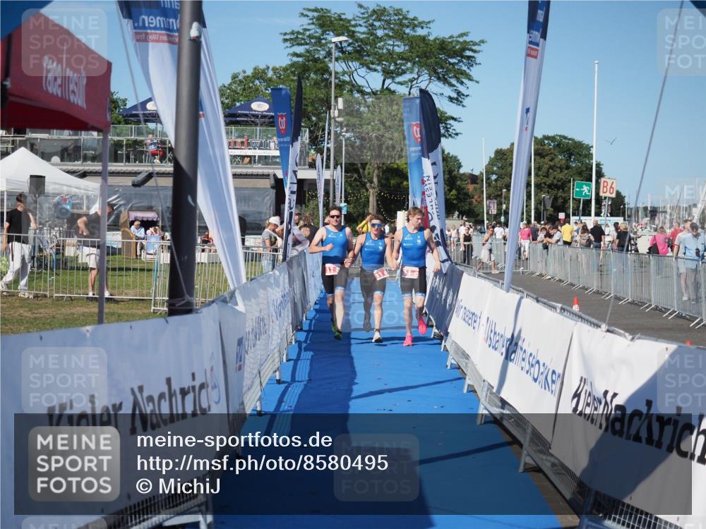 17.08.2025 - KN Förde Triathlon 2025 MichiJ http://msf.ph/oto/8580495 17.08.2025 16:23:39 Laufen 11 meine-sportfotos.de