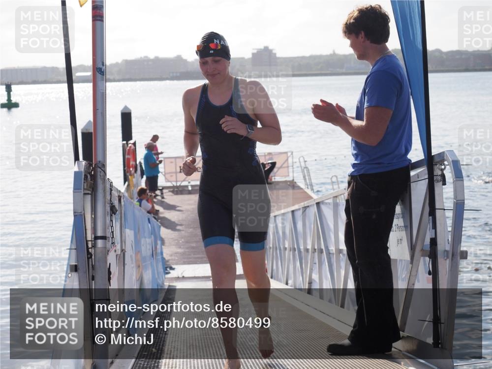 17.08.2025 - KN Förde Triathlon 2025 MichiJ http://msf.ph/oto/8580499 17.08.2025 09:18:33 Schwimmen 174, 185, 192, 250 meine-sportfotos.de