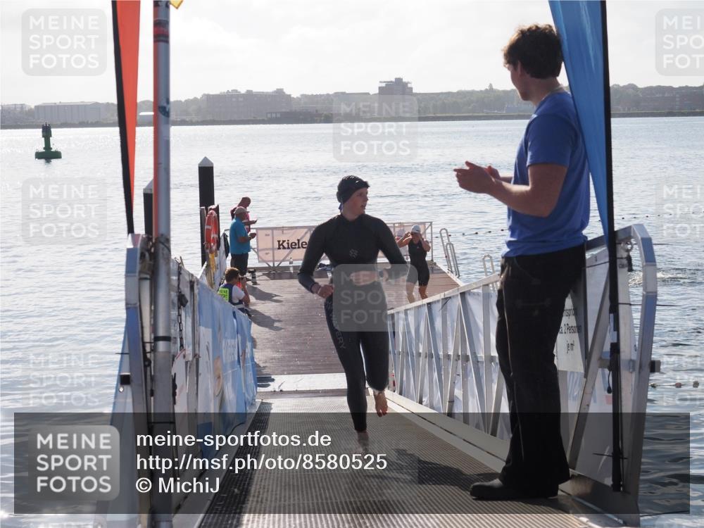 17.08.2025 - KN Förde Triathlon 2025 MichiJ http://msf.ph/oto/8580525 17.08.2025 09:18:38 Schwimmen 174, 185, 192, 153, 192, 250 meine-sportfotos.de