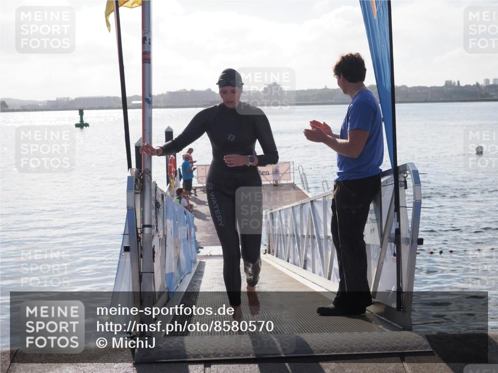 17.08.2025 - KN Förde Triathlon 2025 MichiJ http://msf.ph/oto/8580570 17.08.2025 09:18:39 Schwimmen 174, 185, 192, 153, 192, 250 meine-sportfotos.de
