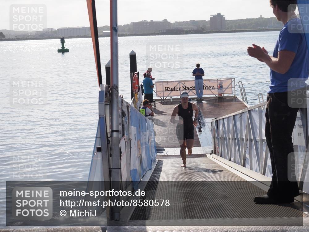 17.08.2025 - KN Förde Triathlon 2025 MichiJ http://msf.ph/oto/8580578 17.08.2025 09:18:41 Schwimmen 174, 192, 250, 153, 250 meine-sportfotos.de