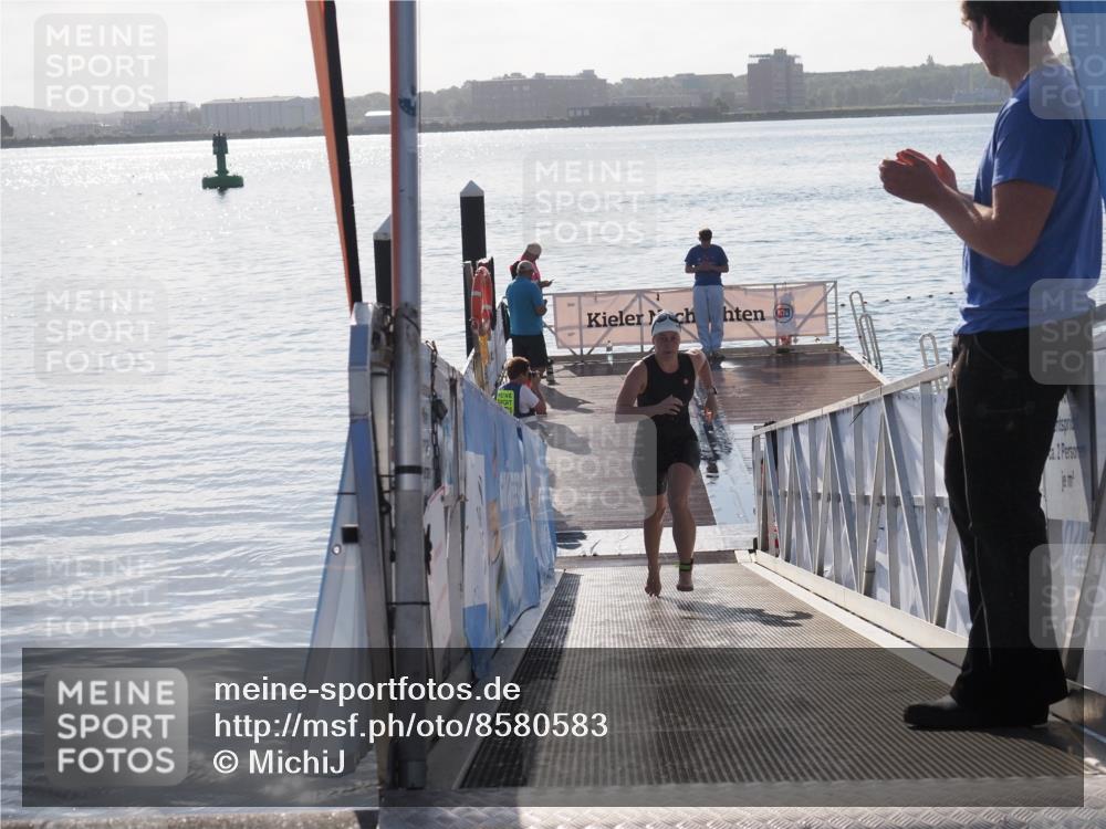 17.08.2025 - KN Förde Triathlon 2025 MichiJ http://msf.ph/oto/8580583 17.08.2025 09:18:41 Schwimmen 174, 192, 250, 153, 250 meine-sportfotos.de