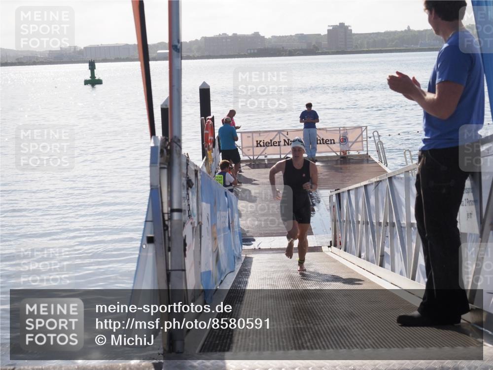 17.08.2025 - KN Förde Triathlon 2025 MichiJ http://msf.ph/oto/8580591 17.08.2025 09:18:42 Schwimmen 174, 192, 250, 153, 250 meine-sportfotos.de