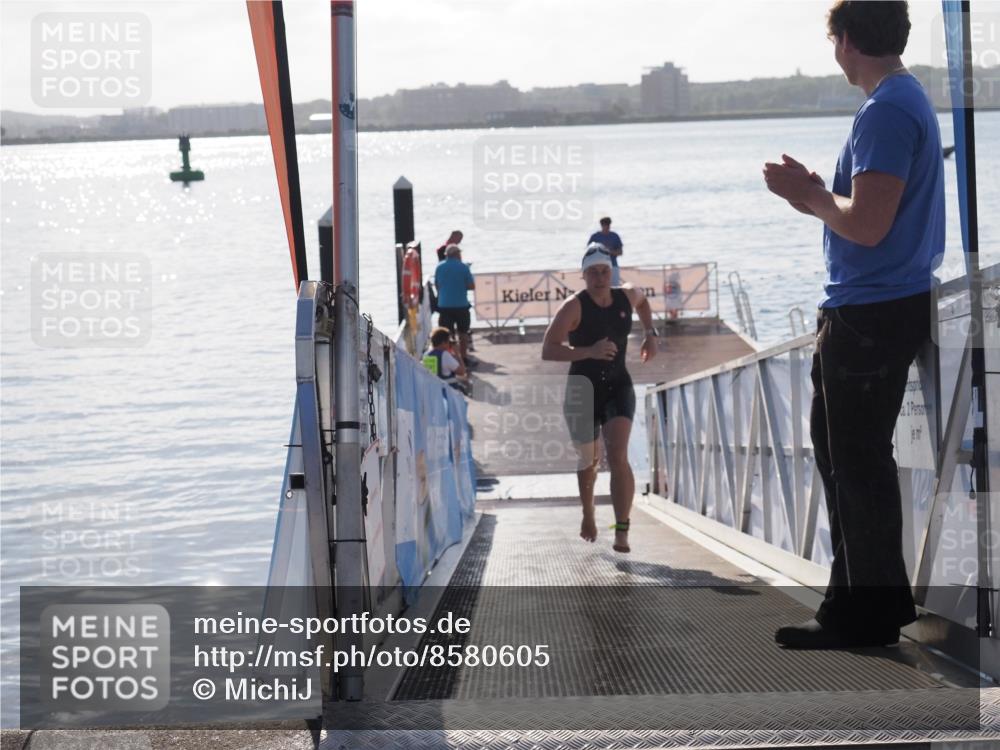 17.08.2025 - KN Förde Triathlon 2025 MichiJ http://msf.ph/oto/8580605 17.08.2025 09:18:42 Schwimmen 174, 192, 250, 153, 250 meine-sportfotos.de