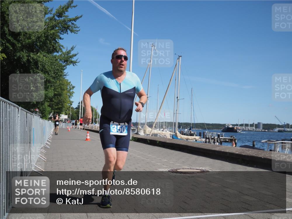 17.08.2025 - KN Förde Triathlon 2025 KatJ http://msf.ph/oto/8580618 17.08.2025 12:18:28 Laufen 350, 354 meine-sportfotos.de