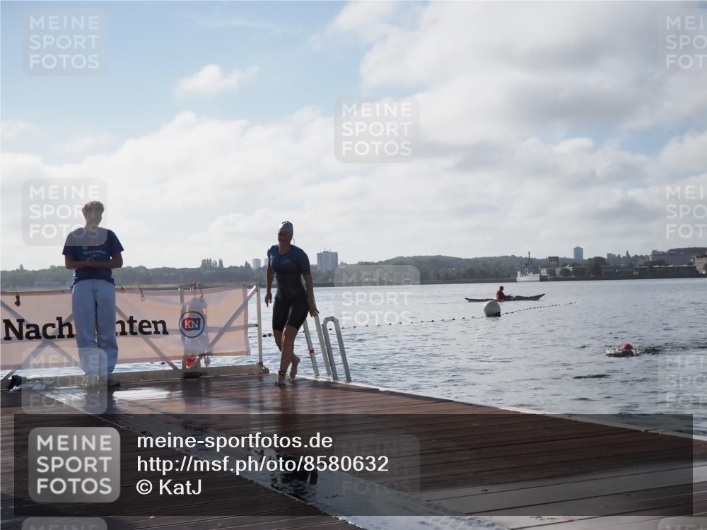 17.08.2025 - KN Förde Triathlon 2025 KatJ http://msf.ph/oto/8580632 17.08.2025 09:22:55 Schwimmen 234, 234, 249 meine-sportfotos.de