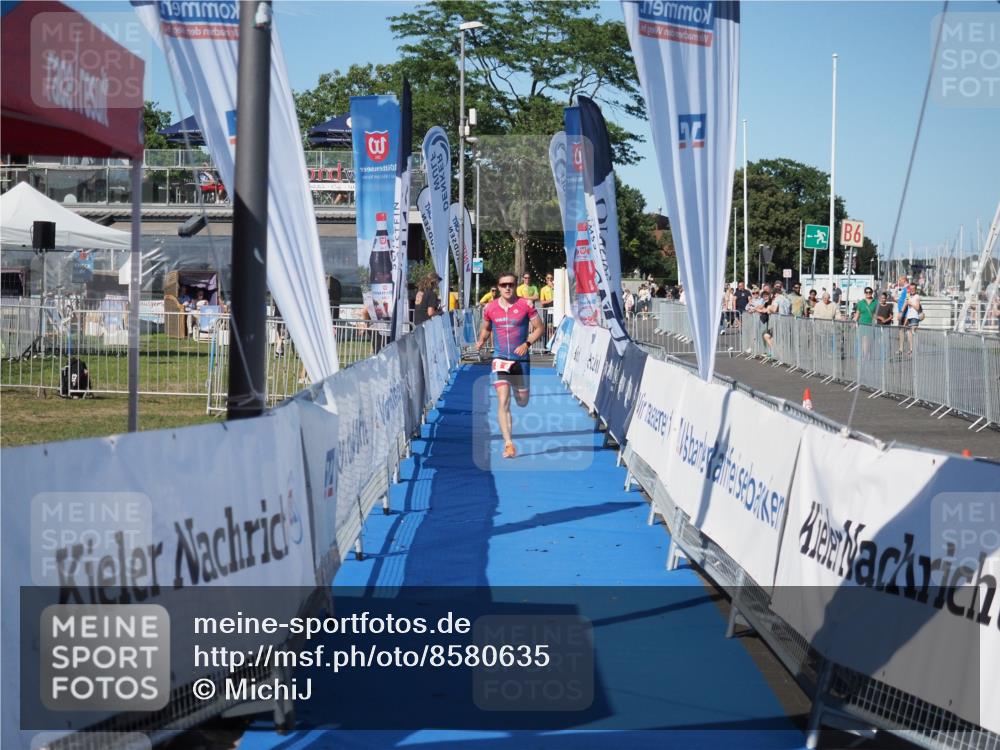 17.08.2025 - KN Förde Triathlon 2025 MichiJ http://msf.ph/oto/8580635 17.08.2025 16:25:02 Laufen 8 meine-sportfotos.de