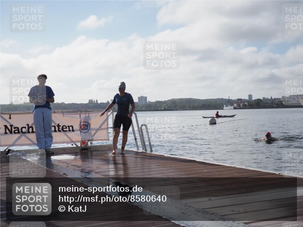 17.08.2025 - KN Förde Triathlon 2025 KatJ http://msf.ph/oto/8580640 17.08.2025 09:22:55 Schwimmen 234, 234, 249 meine-sportfotos.de