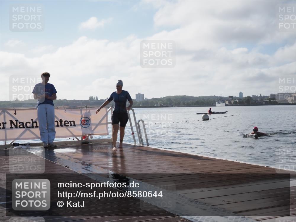 17.08.2025 - KN Förde Triathlon 2025 KatJ http://msf.ph/oto/8580644 17.08.2025 09:22:56 Schwimmen 234, 234, 249 meine-sportfotos.de