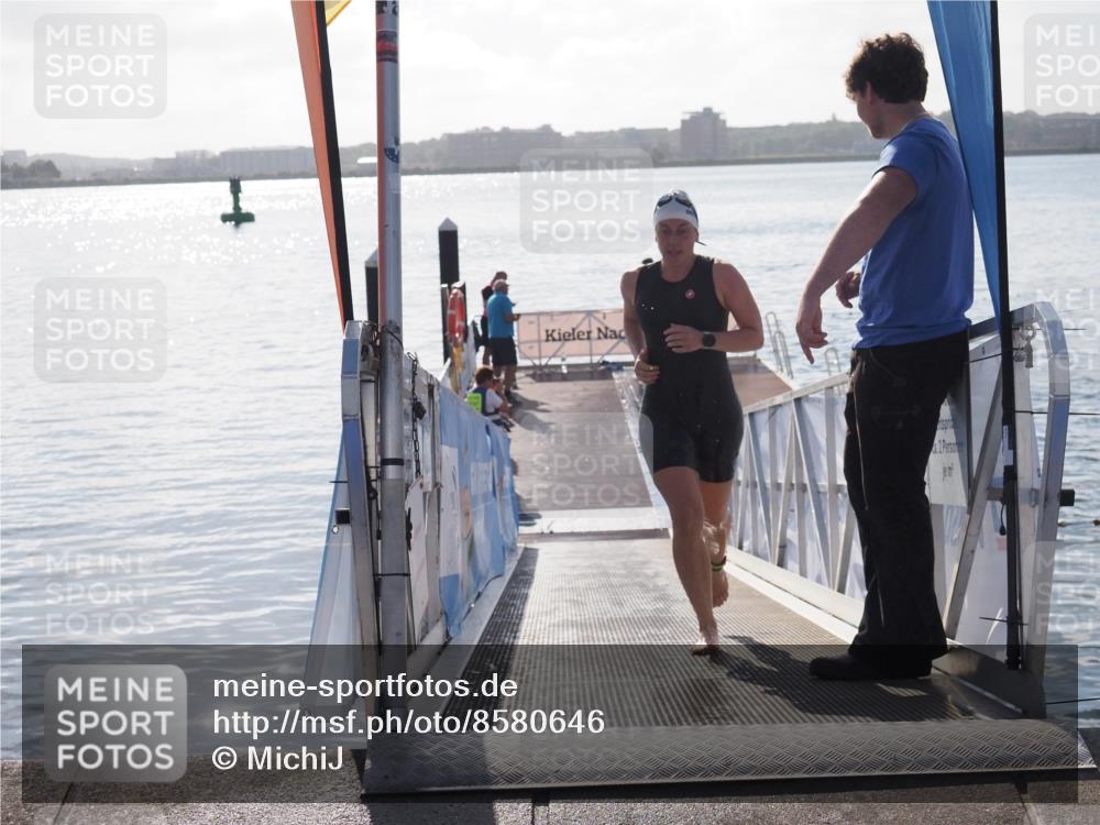 17.08.2025 - KN Förde Triathlon 2025 MichiJ http://msf.ph/oto/8580646 17.08.2025 09:18:43 Schwimmen 192, 250, 153, 250 meine-sportfotos.de