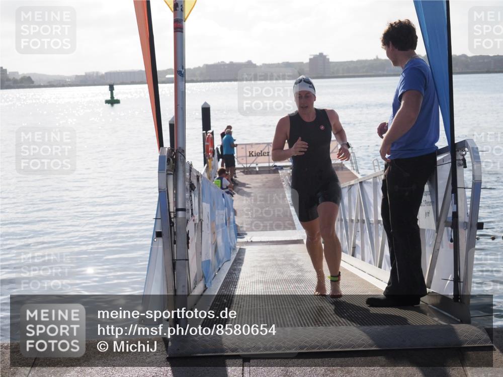 17.08.2025 - KN Förde Triathlon 2025 MichiJ http://msf.ph/oto/8580654 17.08.2025 09:18:44 Schwimmen 192, 250, 153, 250 meine-sportfotos.de