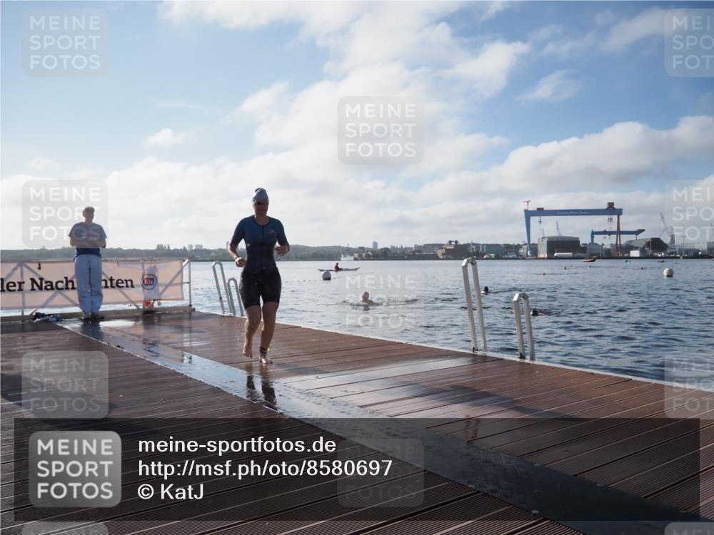 17.08.2025 - KN Förde Triathlon 2025 KatJ http://msf.ph/oto/8580697 17.08.2025 09:22:57 Schwimmen 234, 234, 249 meine-sportfotos.de