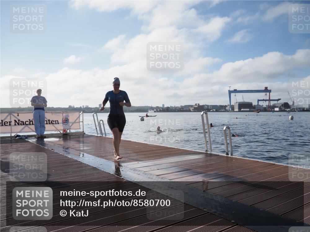 17.08.2025 - KN Förde Triathlon 2025 KatJ http://msf.ph/oto/8580700 17.08.2025 09:22:58 Schwimmen 234, 234, 249 meine-sportfotos.de