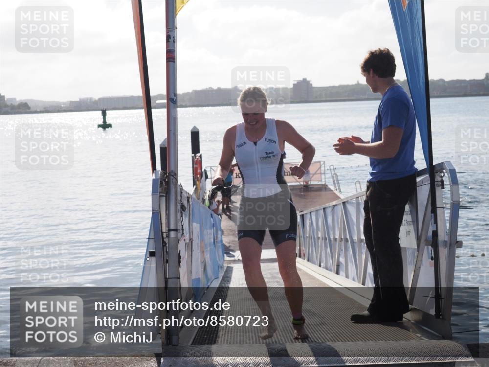 17.08.2025 - KN Förde Triathlon 2025 MichiJ http://msf.ph/oto/8580723 17.08.2025 09:18:55 Schwimmen 153, 250, 153 meine-sportfotos.de