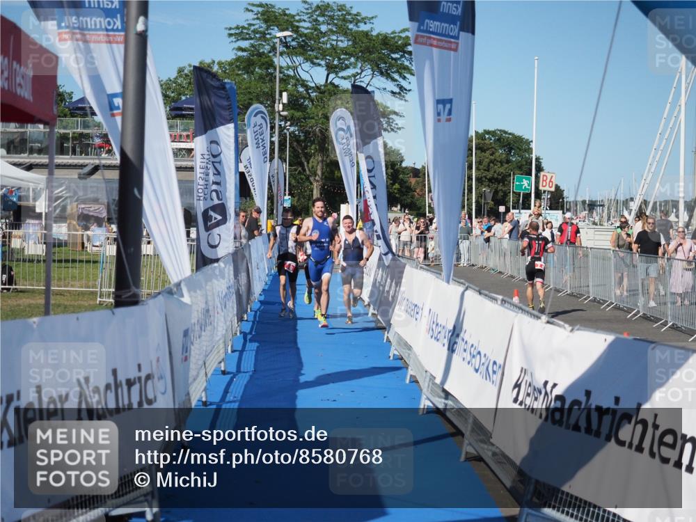 17.08.2025 - KN Förde Triathlon 2025 MichiJ http://msf.ph/oto/8580768 17.08.2025 16:26:23 Laufen 1 meine-sportfotos.de