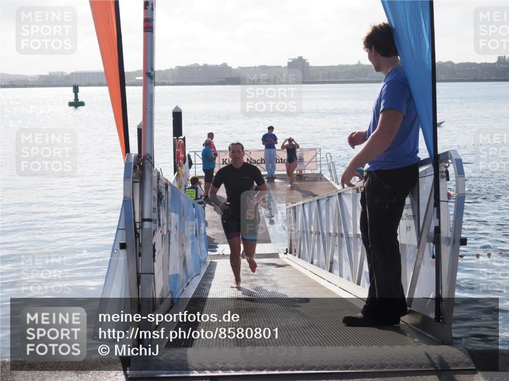 17.08.2025 - KN Förde Triathlon 2025 MichiJ http://msf.ph/oto/8580801 17.08.2025 09:19:12 Schwimmen 173, 184, 173, 184, 219, 220 meine-sportfotos.de
