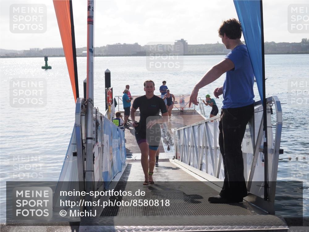 17.08.2025 - KN Förde Triathlon 2025 MichiJ http://msf.ph/oto/8580818 17.08.2025 09:19:13 Schwimmen 173, 184, 173, 184, 219, 220 meine-sportfotos.de