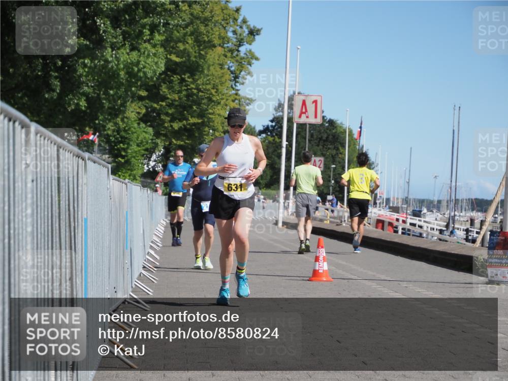 17.08.2025 - KN Förde Triathlon 2025 KatJ http://msf.ph/oto/8580824 17.08.2025 12:19:14 Laufen 285, 631 meine-sportfotos.de