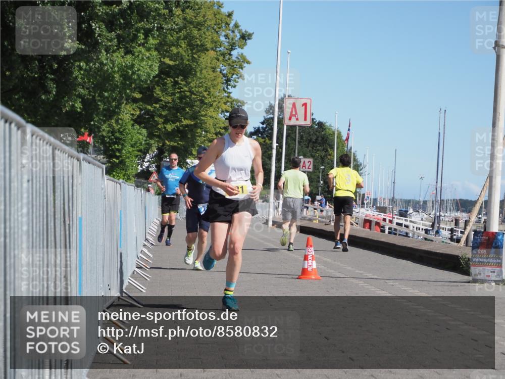 17.08.2025 - KN Förde Triathlon 2025 KatJ http://msf.ph/oto/8580832 17.08.2025 12:19:15 Laufen 285, 631 meine-sportfotos.de