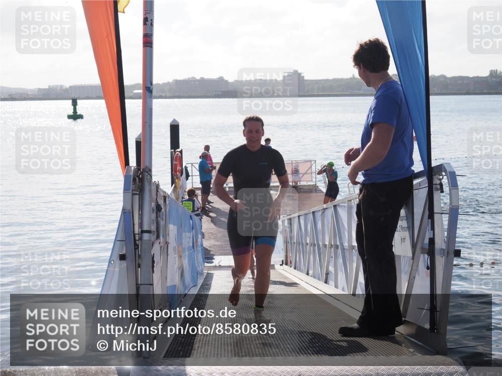 17.08.2025 - KN Förde Triathlon 2025 MichiJ http://msf.ph/oto/8580835 17.08.2025 09:19:13 Schwimmen 173, 184, 173, 184, 219, 220 meine-sportfotos.de