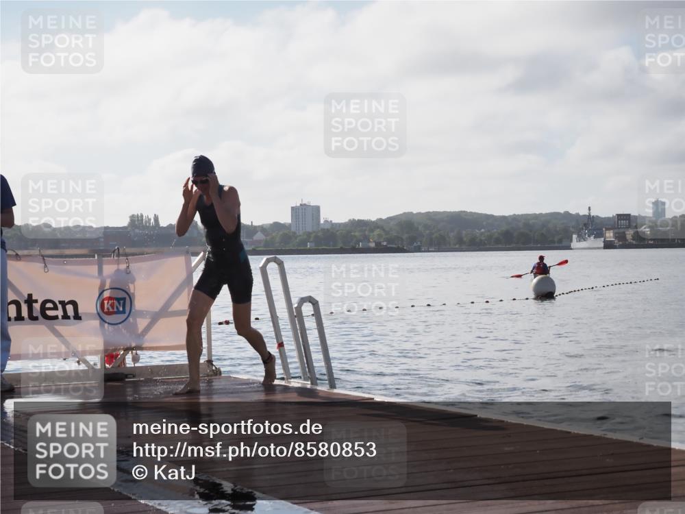 17.08.2025 - KN Förde Triathlon 2025 KatJ http://msf.ph/oto/8580853 17.08.2025 09:23:20 Schwimmen 218, 225, 218, 225, 237 meine-sportfotos.de