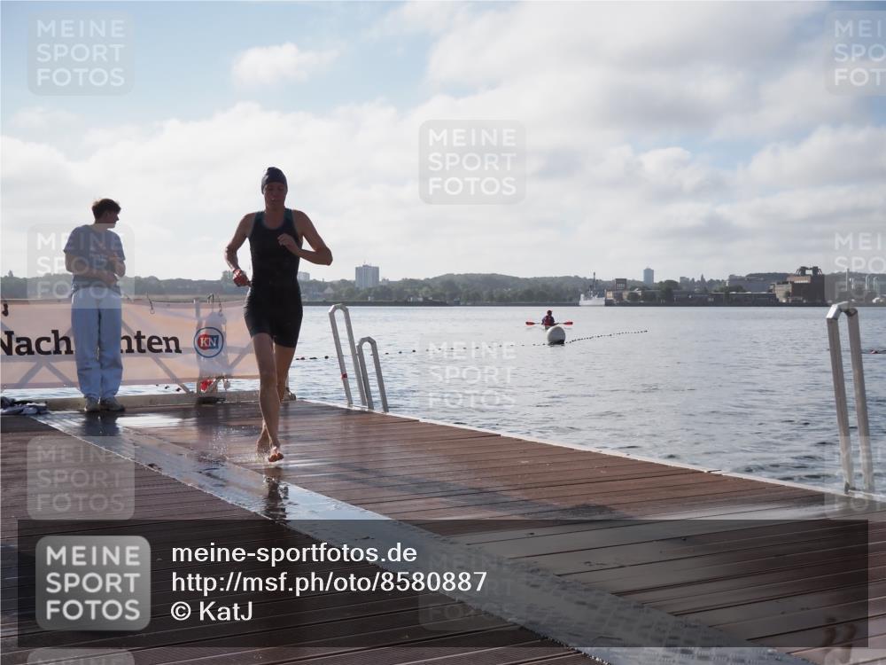 17.08.2025 - KN Förde Triathlon 2025 KatJ http://msf.ph/oto/8580887 17.08.2025 09:23:21 Schwimmen 218, 225, 218, 225, 237 meine-sportfotos.de