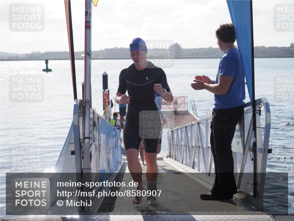 17.08.2025 - KN Förde Triathlon 2025 MichiJ http://msf.ph/oto/8580907 17.08.2025 09:19:17 Schwimmen 173, 184, 219, 220, 183, 219, 220 meine-sportfotos.de