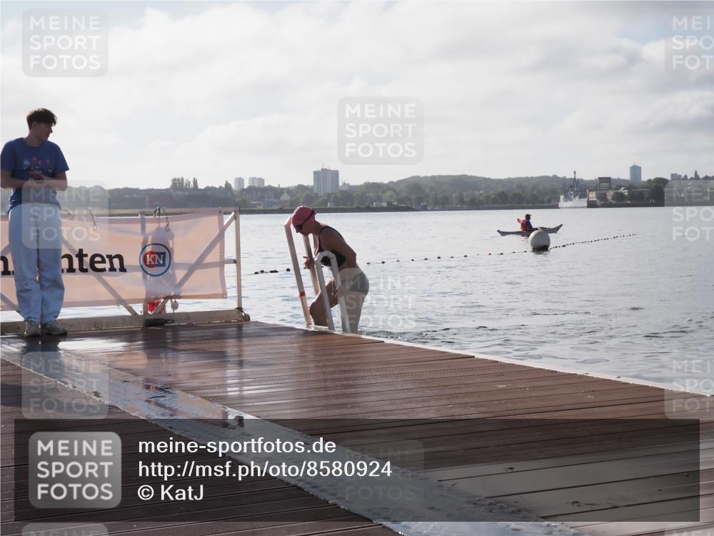 17.08.2025 - KN Förde Triathlon 2025 KatJ http://msf.ph/oto/8580924 17.08.2025 09:23:52 Schwimmen 231, 231 meine-sportfotos.de