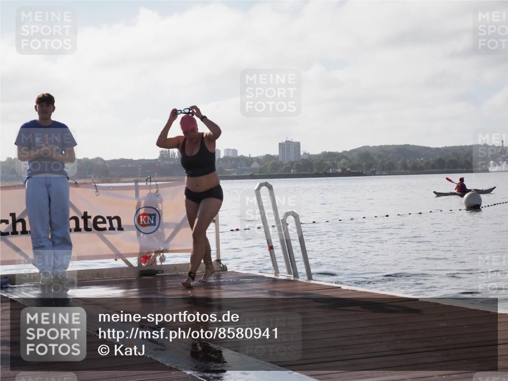 17.08.2025 - KN Förde Triathlon 2025 KatJ http://msf.ph/oto/8580941 17.08.2025 09:23:54 Schwimmen 231, 231 meine-sportfotos.de