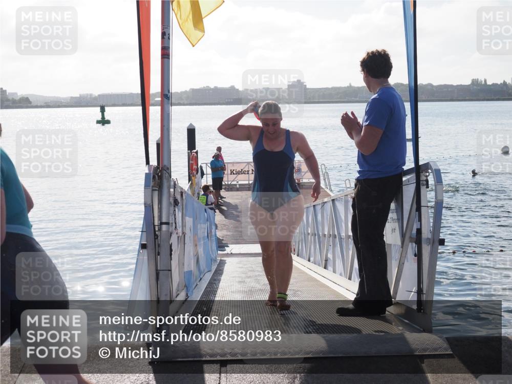 17.08.2025 - KN Förde Triathlon 2025 MichiJ http://msf.ph/oto/8580983 17.08.2025 09:19:21 Schwimmen 173, 184, 219, 220, 183, 186, 187, 219, 220 meine-sportfotos.de