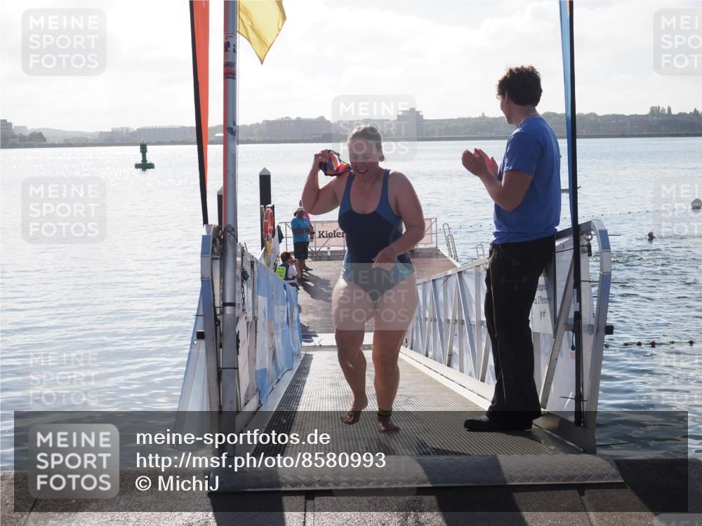 17.08.2025 - KN Förde Triathlon 2025 MichiJ http://msf.ph/oto/8580993 17.08.2025 09:19:21 Schwimmen 173, 184, 219, 220, 183, 186, 187, 219, 220 meine-sportfotos.de