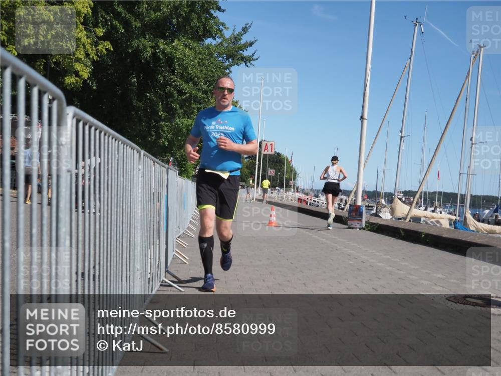 17.08.2025 - KN Förde Triathlon 2025 KatJ http://msf.ph/oto/8580999 17.08.2025 12:19:25 Laufen 626 meine-sportfotos.de