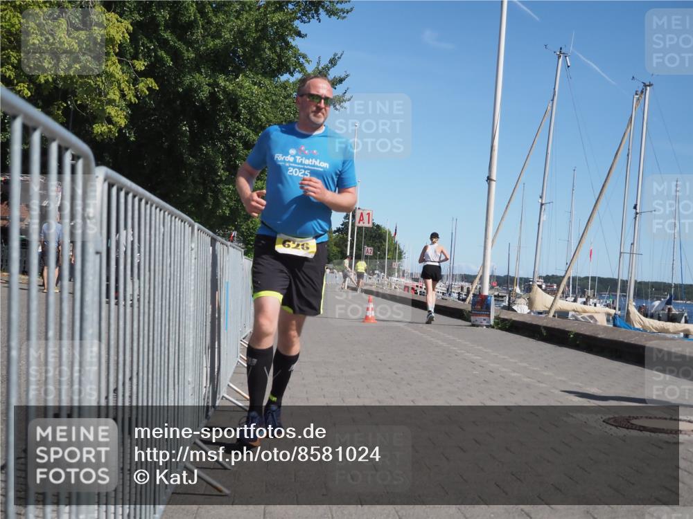 17.08.2025 - KN Förde Triathlon 2025 KatJ http://msf.ph/oto/8581024 17.08.2025 12:19:25 Laufen 626 meine-sportfotos.de