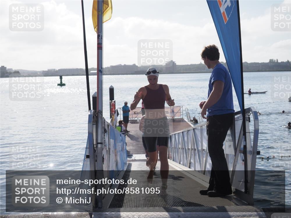 17.08.2025 - KN Förde Triathlon 2025 MichiJ http://msf.ph/oto/8581095 17.08.2025 09:19:36 Schwimmen 183, 186, 187, 186, 187, 190 meine-sportfotos.de