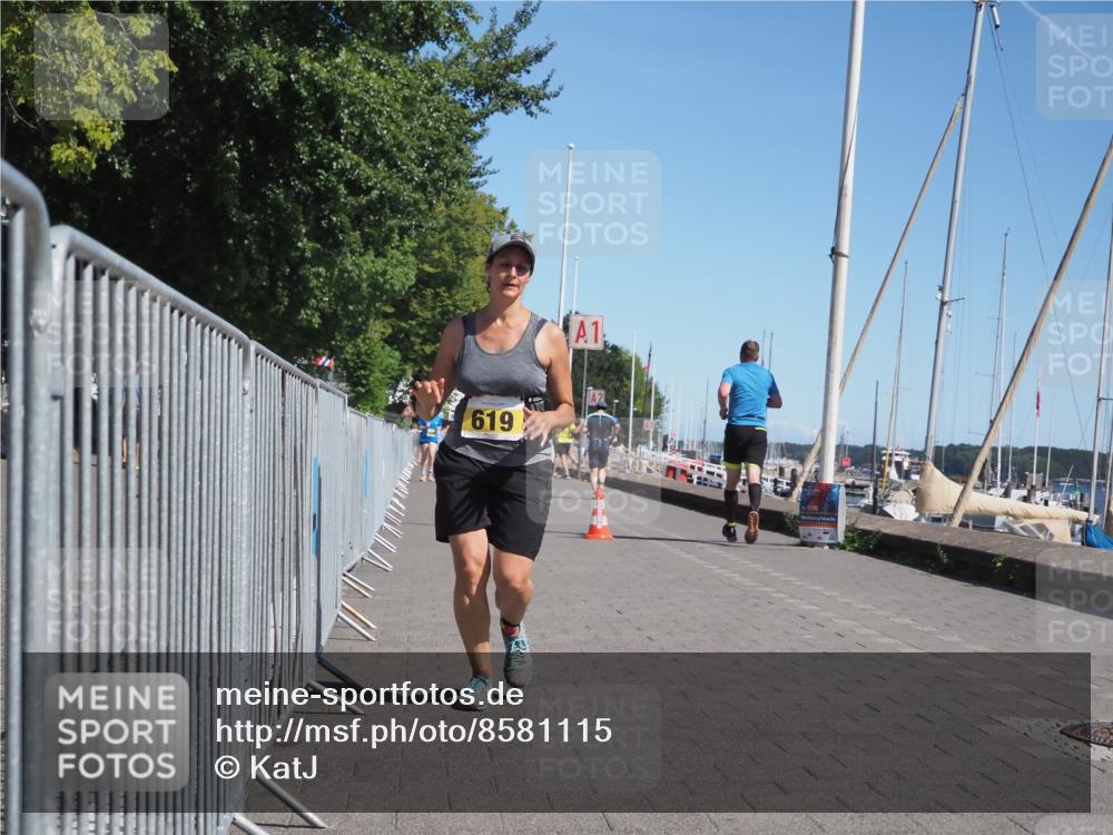 17.08.2025 - KN Förde Triathlon 2025 KatJ http://msf.ph/oto/8581115 17.08.2025 12:19:35 Laufen 619 meine-sportfotos.de