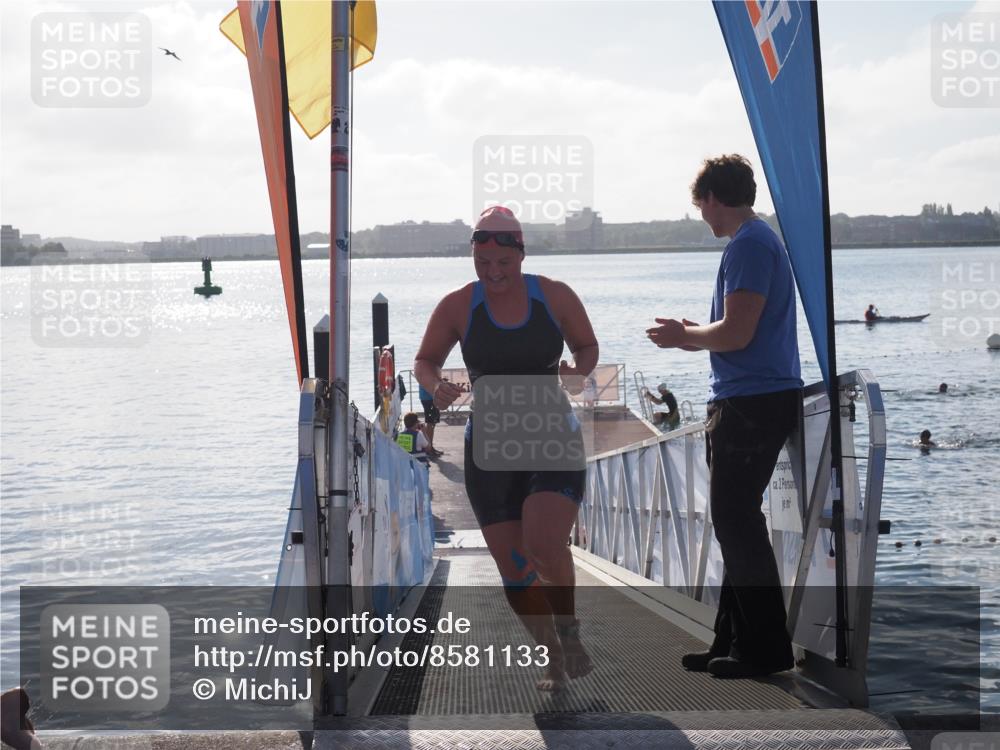 17.08.2025 - KN Förde Triathlon 2025 MichiJ http://msf.ph/oto/8581133 17.08.2025 09:19:38 Schwimmen 183, 186, 187, 163, 186, 190 meine-sportfotos.de