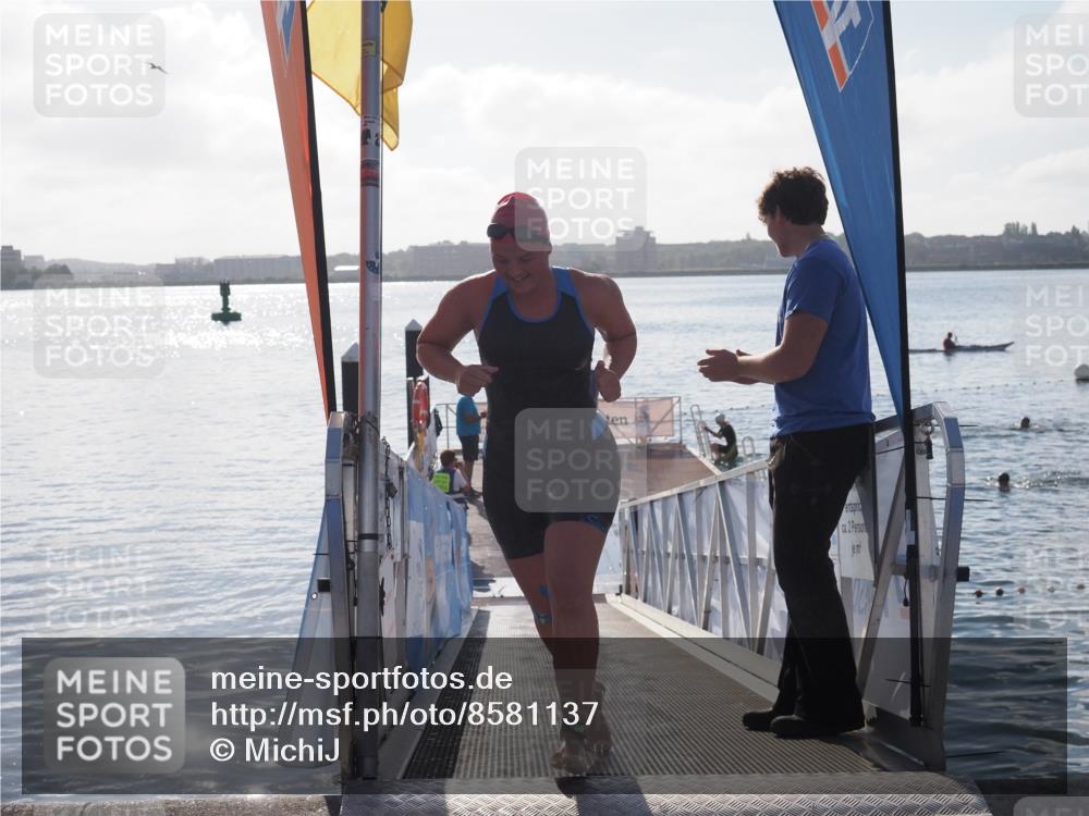 17.08.2025 - KN Förde Triathlon 2025 MichiJ http://msf.ph/oto/8581137 17.08.2025 09:19:38 Schwimmen 183, 186, 187, 163, 186, 190 meine-sportfotos.de