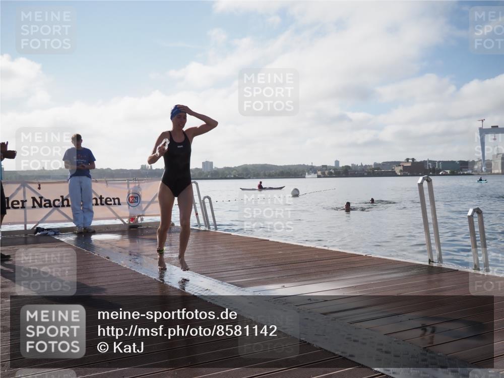 17.08.2025 - KN Förde Triathlon 2025 KatJ http://msf.ph/oto/8581142 17.08.2025 09:24:35 Schwimmen 118, 243, 118, 243 meine-sportfotos.de