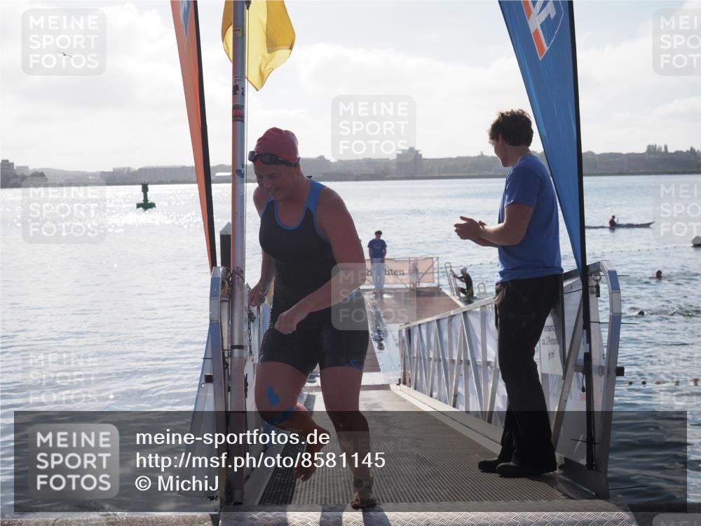 17.08.2025 - KN Förde Triathlon 2025 MichiJ http://msf.ph/oto/8581145 17.08.2025 09:19:38 Schwimmen 183, 186, 187, 163, 186, 190 meine-sportfotos.de
