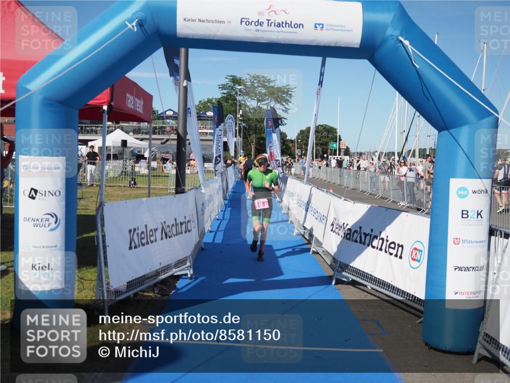 17.08.2025 - KN Förde Triathlon 2025 MichiJ http://msf.ph/oto/8581150 17.08.2025 16:27:29 Laufen 19 meine-sportfotos.de