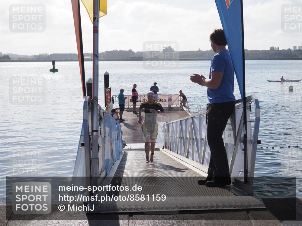 17.08.2025 - KN Förde Triathlon 2025 MichiJ http://msf.ph/oto/8581159 17.08.2025 09:19:50 Schwimmen 190, 163, 190, 195, 202 meine-sportfotos.de