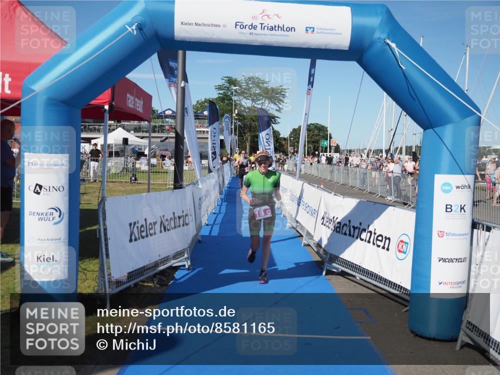 17.08.2025 - KN Förde Triathlon 2025 MichiJ http://msf.ph/oto/8581165 17.08.2025 16:27:30 Laufen 4, 19 meine-sportfotos.de
