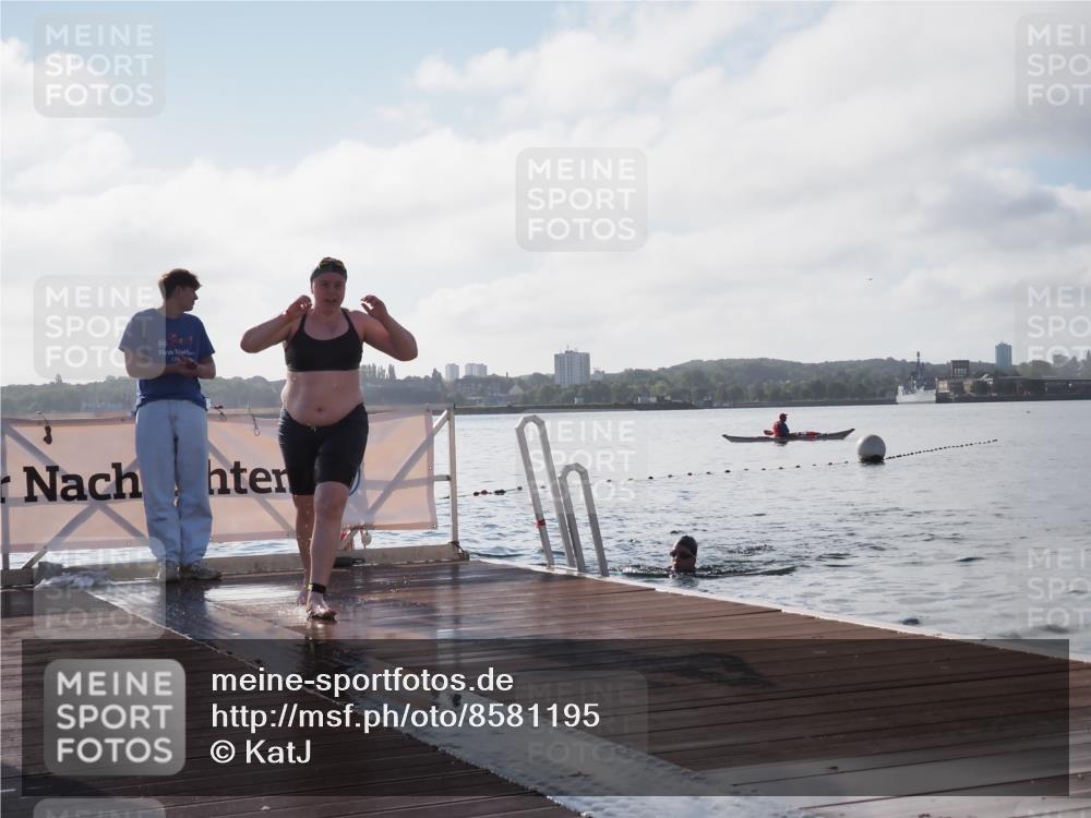 17.08.2025 - KN Förde Triathlon 2025 KatJ http://msf.ph/oto/8581195 17.08.2025 09:24:55 Schwimmen 251, 251 meine-sportfotos.de