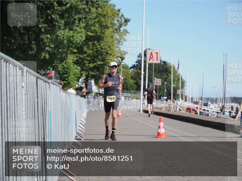 17.08.2025 - KN Förde Triathlon 2025 KatJ http://msf.ph/oto/8581251 17.08.2025 12:20:38 Laufen 628 meine-sportfotos.de