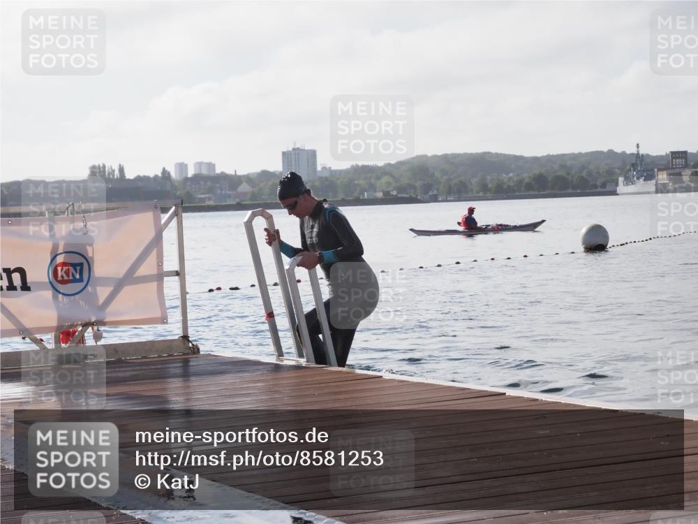 17.08.2025 - KN Förde Triathlon 2025 KatJ http://msf.ph/oto/8581253 17.08.2025 09:25:02 Schwimmen 248, 251, 248, 251 meine-sportfotos.de