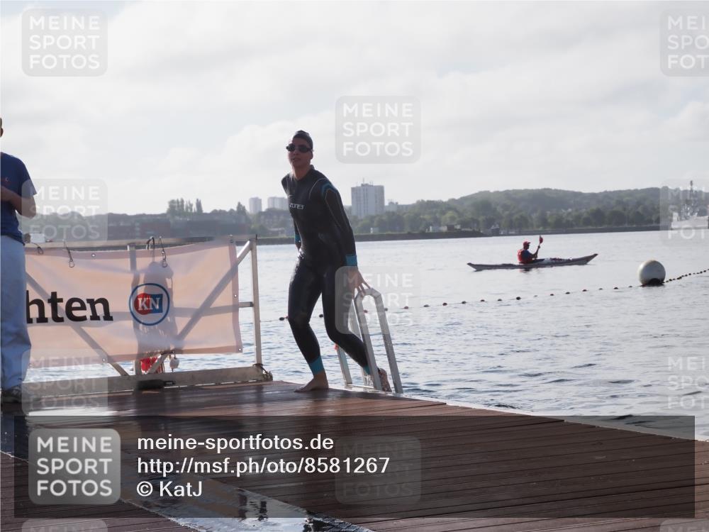 17.08.2025 - KN Förde Triathlon 2025 KatJ http://msf.ph/oto/8581267 17.08.2025 09:25:03 Schwimmen 199, 248, 251, 248, 251 meine-sportfotos.de