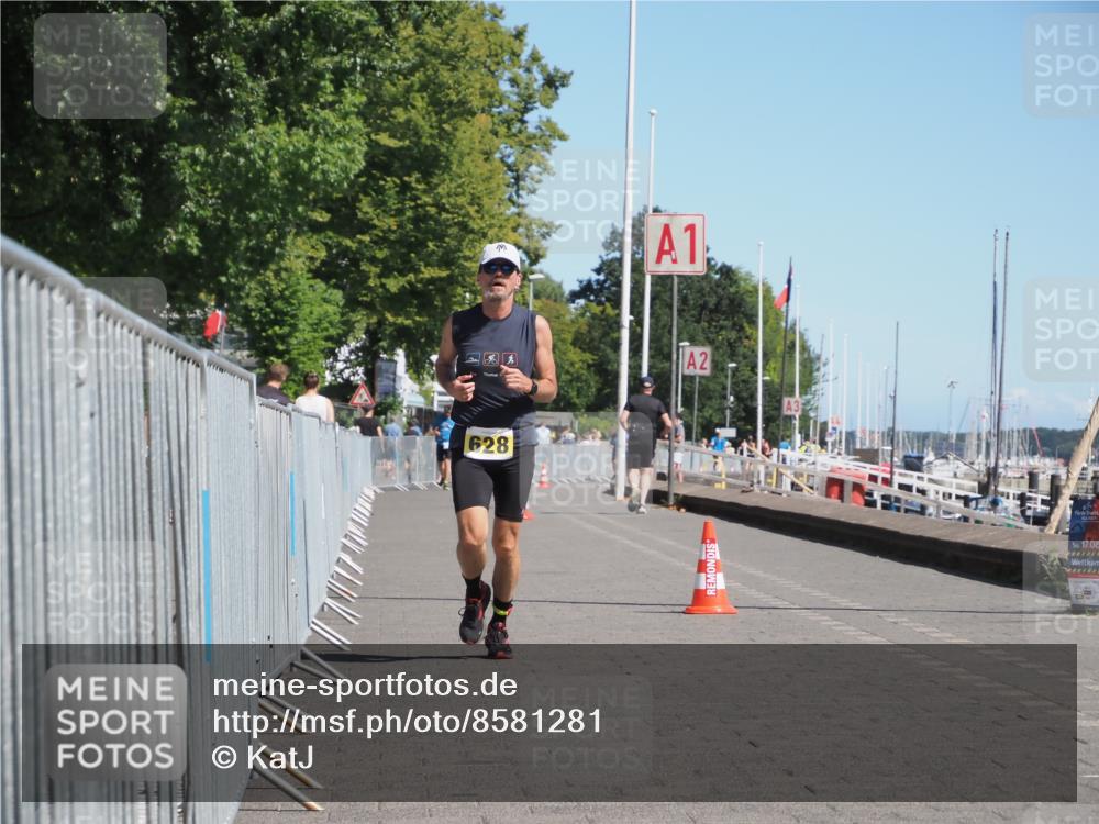 17.08.2025 - KN Förde Triathlon 2025 KatJ http://msf.ph/oto/8581281 17.08.2025 12:20:39 Laufen 628 meine-sportfotos.de