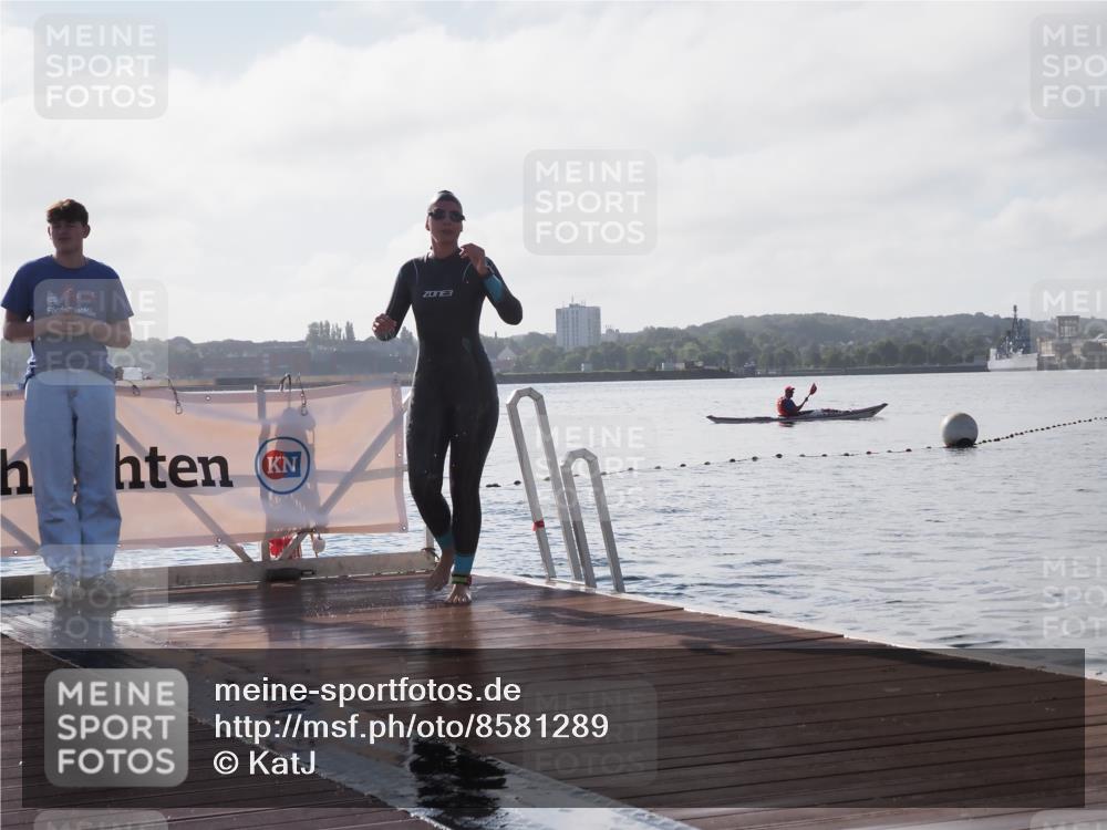 17.08.2025 - KN Förde Triathlon 2025 KatJ http://msf.ph/oto/8581289 17.08.2025 09:25:04 Schwimmen 199, 248, 251, 248, 251 meine-sportfotos.de